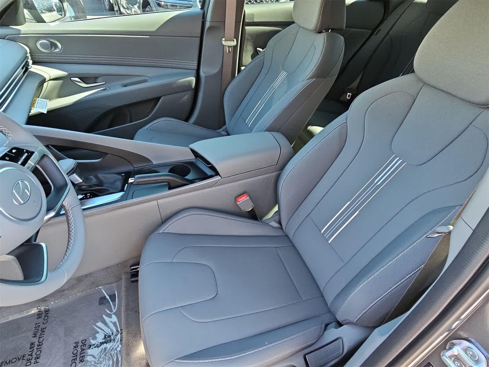 Thumbnail: 2025 Hyundai Elantra - 15