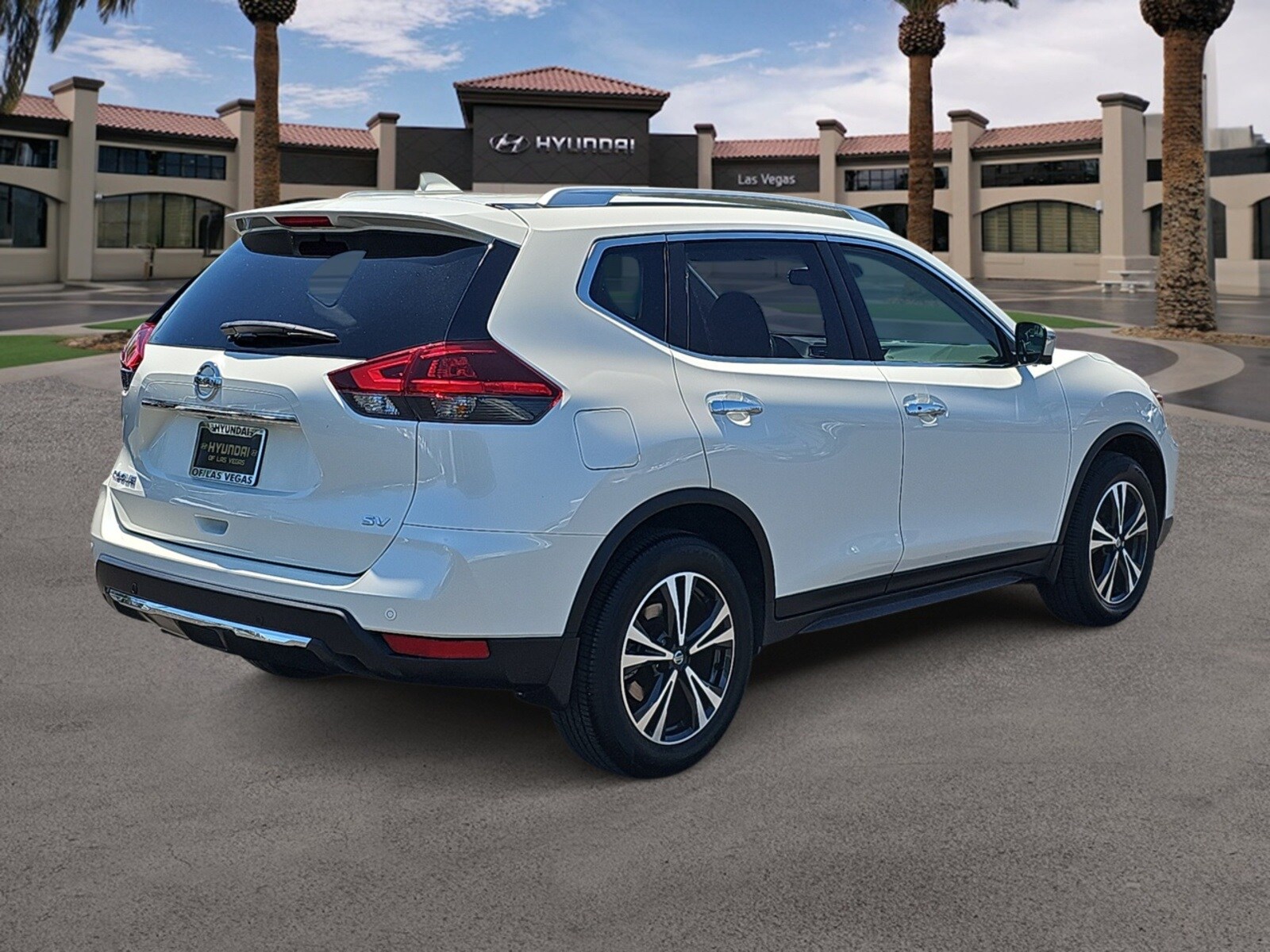 Thumbnail: 2019 Nissan Rogue - 9