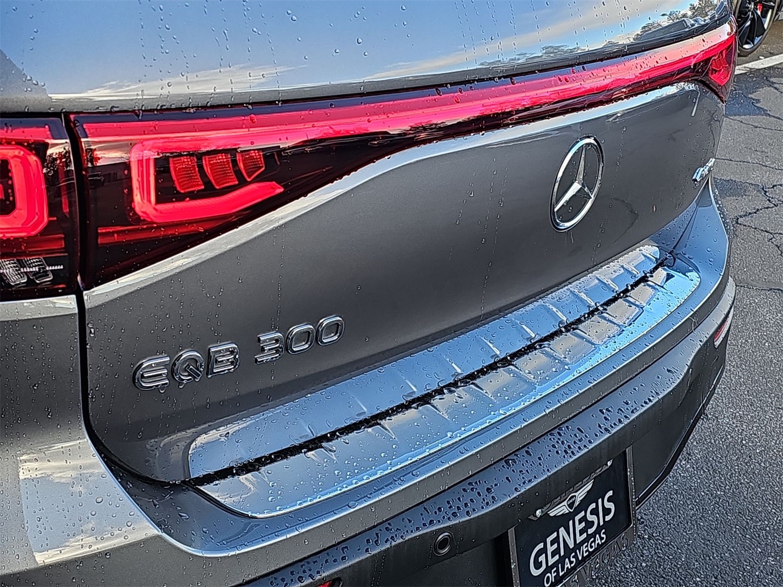 Thumbnail: 2022 Mercedes-Benz EQB - 11