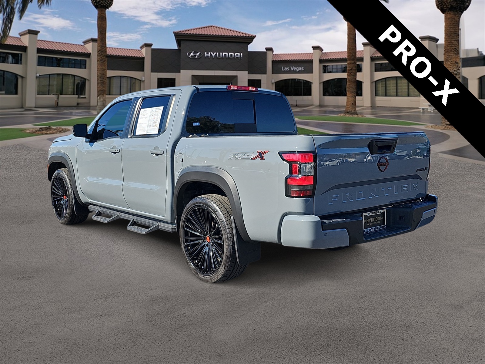 Thumbnail: 2024 Nissan Frontier - 6