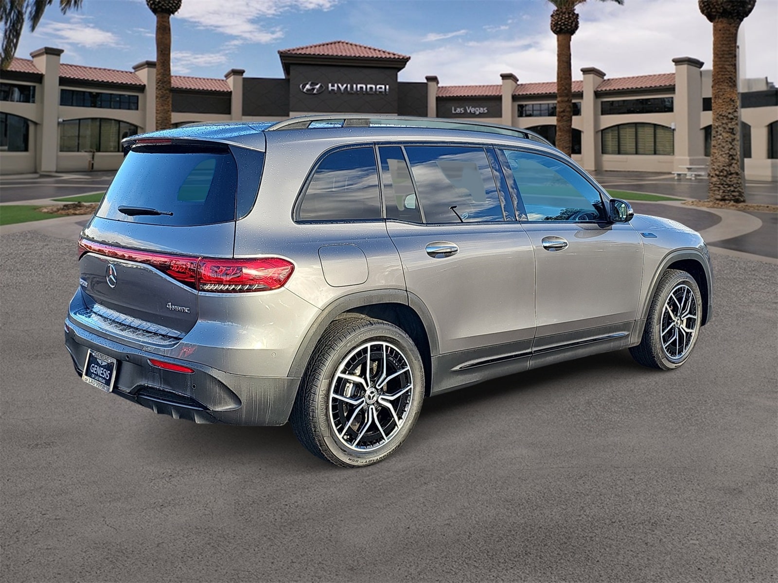 Thumbnail: 2022 Mercedes-Benz EQB - 8