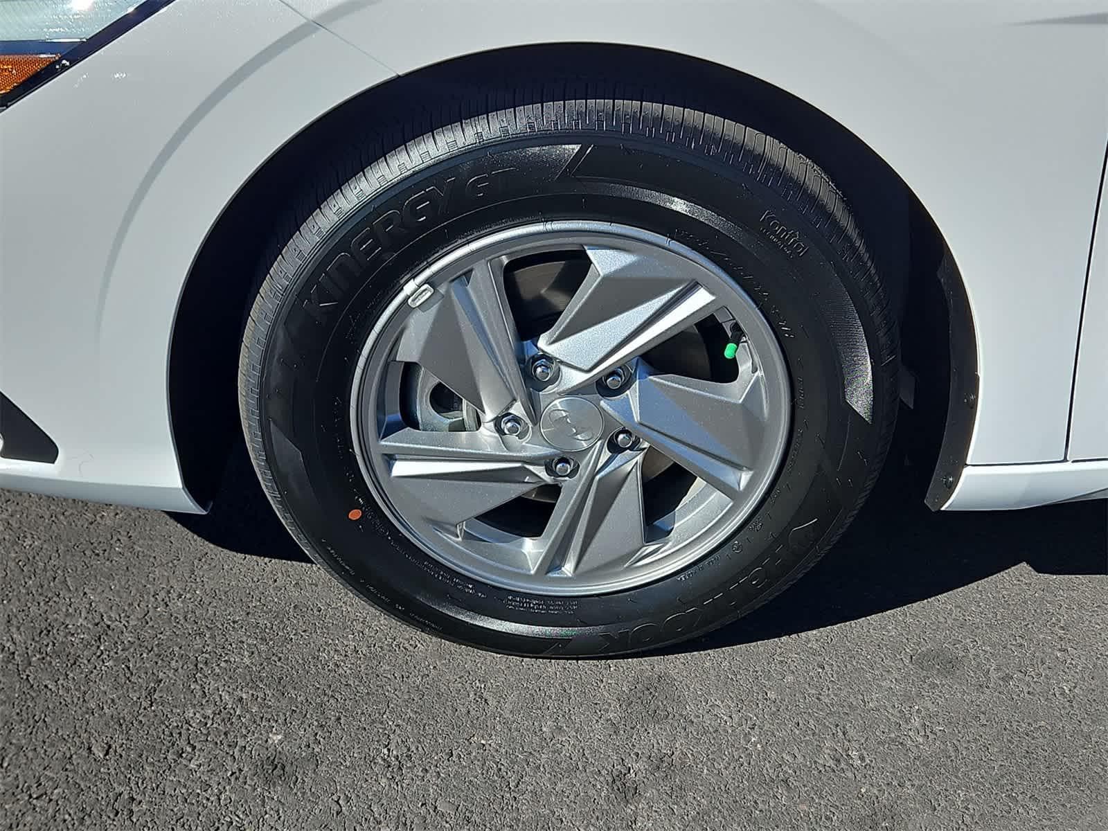 Thumbnail: 2026 Hyundai Elantra - 12