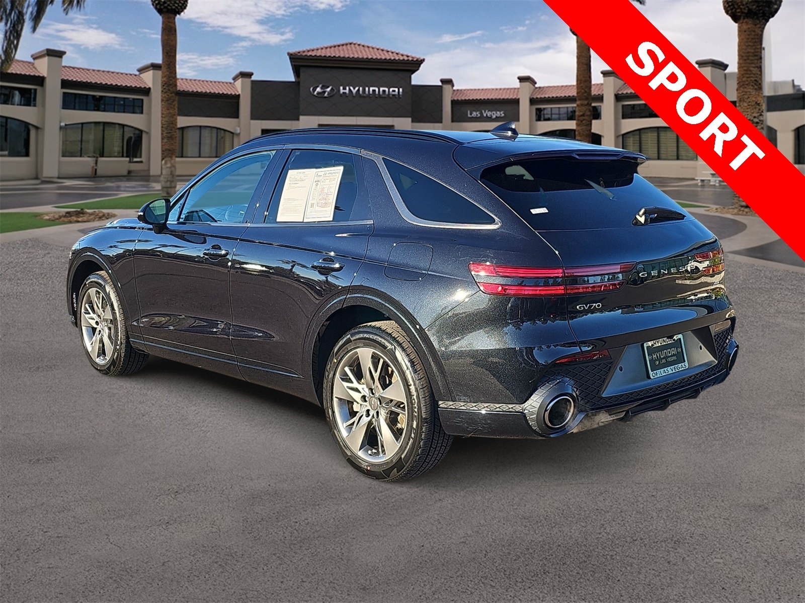 Thumbnail: 2022 Genesis GV70 - 6