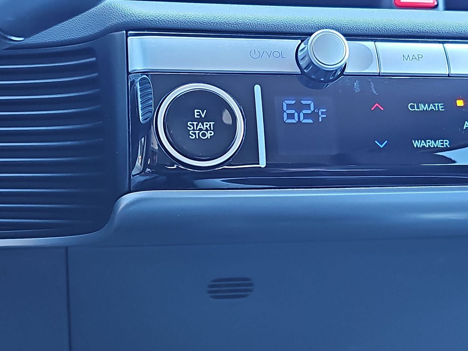 Thumbnail: 2024 Hyundai Ioniq 5 - 24