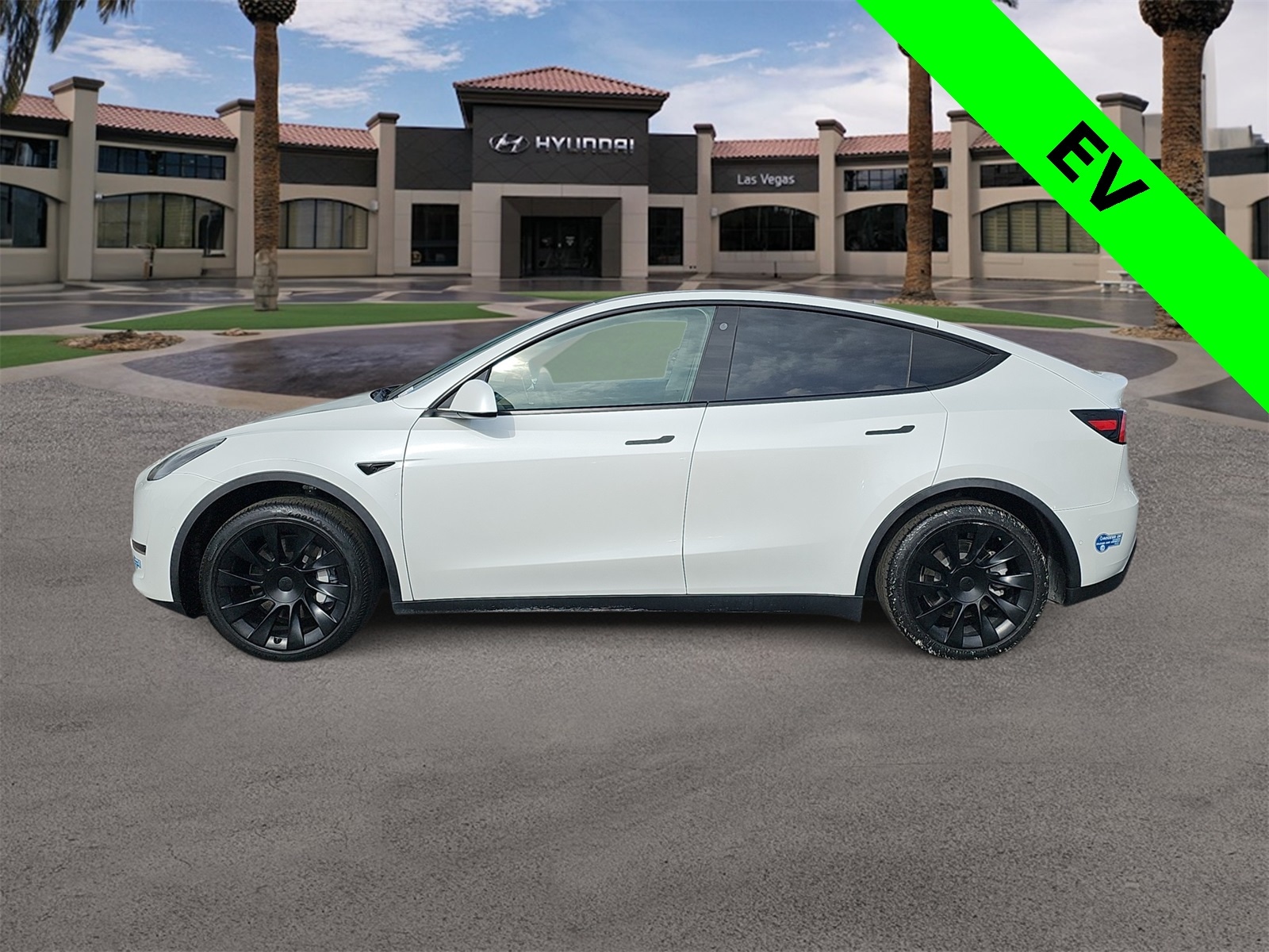 Thumbnail: 2021 Tesla Model Y - 5