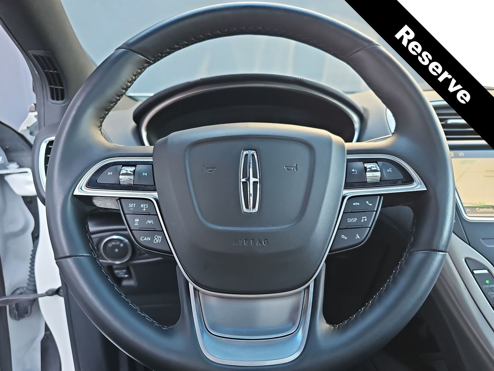 Thumbnail: 2020 Lincoln Nautilus - 19