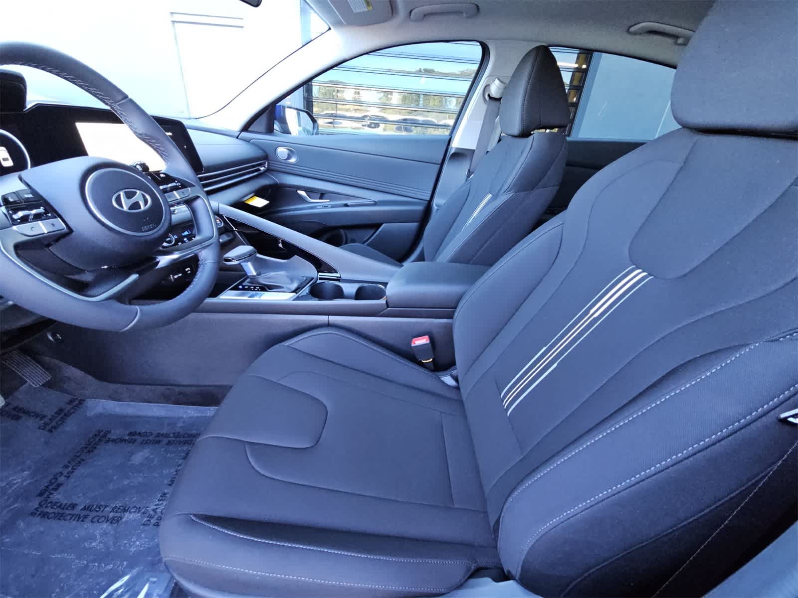 Thumbnail: 2025 Hyundai Elantra - 15