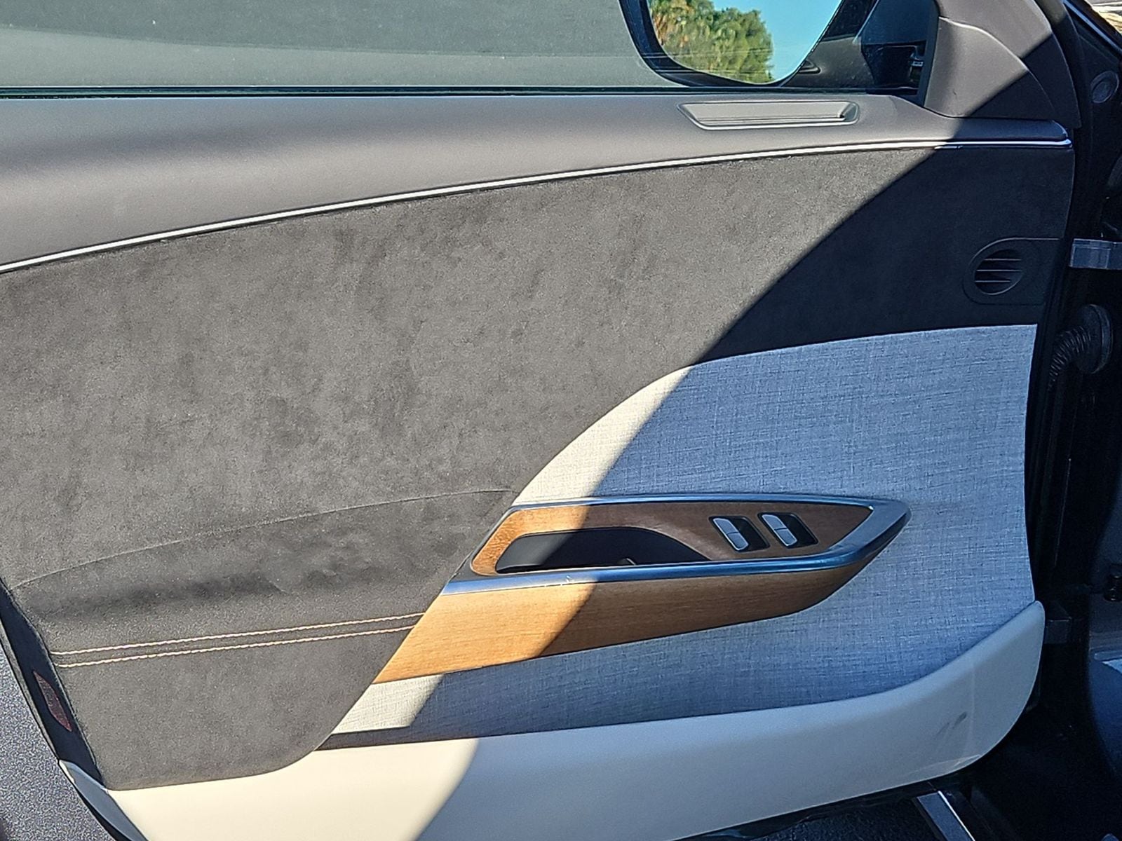 Thumbnail: 2024 Lucid Air - 27