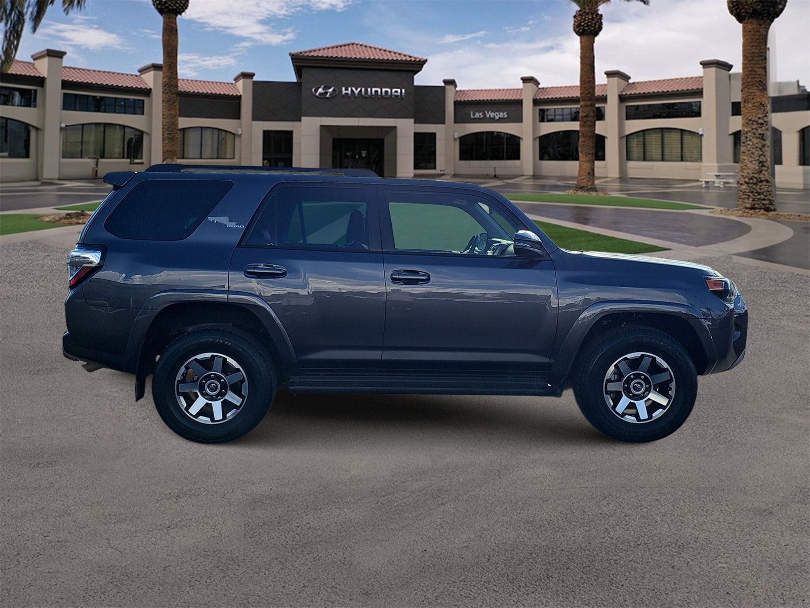 Thumbnail: 2023 Toyota 4Runner - 9
