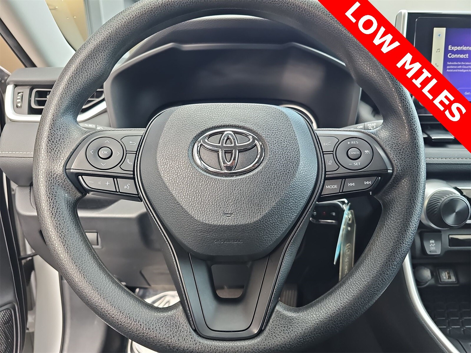 Thumbnail: 2024 Toyota RAV4 - 19