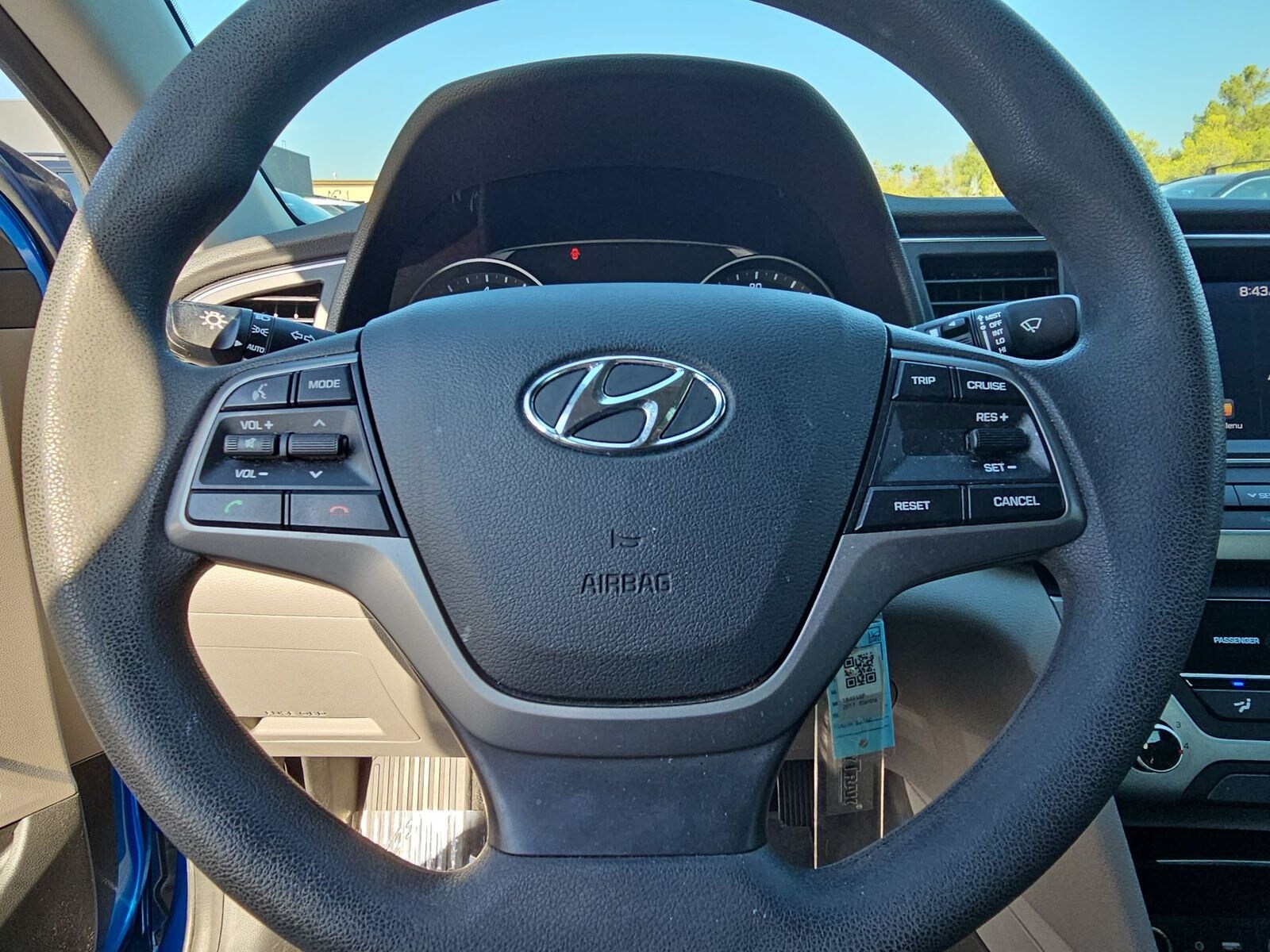 Thumbnail: 2017 Hyundai Elantra - 20