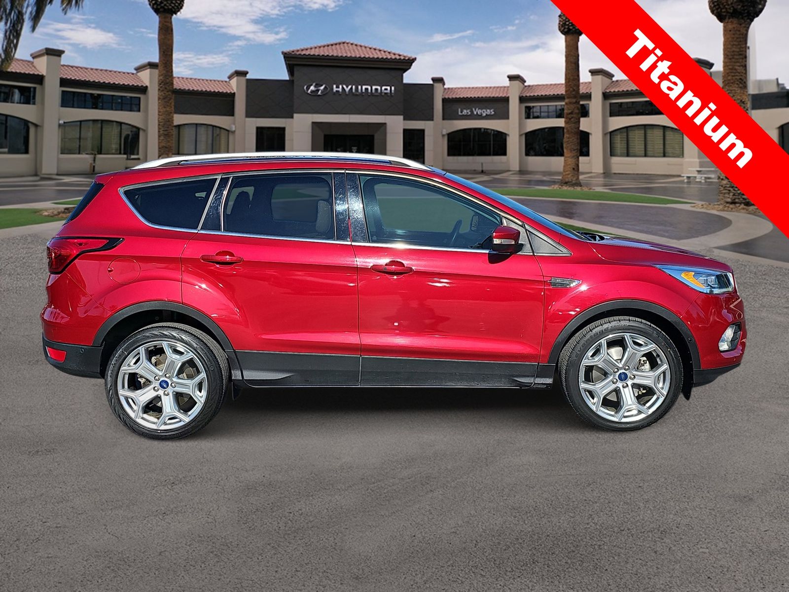 Thumbnail: 2019 Ford Escape - 9