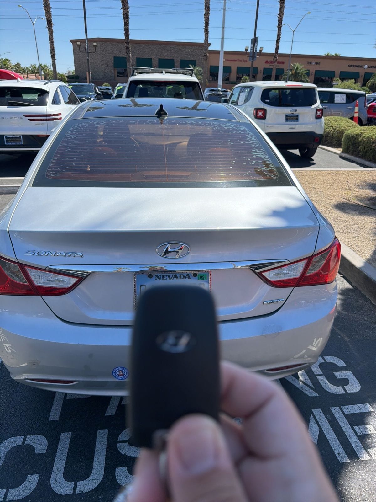 Thumbnail: 2013 Hyundai Sonata - 6