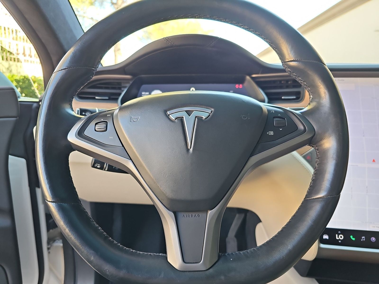 Thumbnail: 2020 Tesla Model X - 19