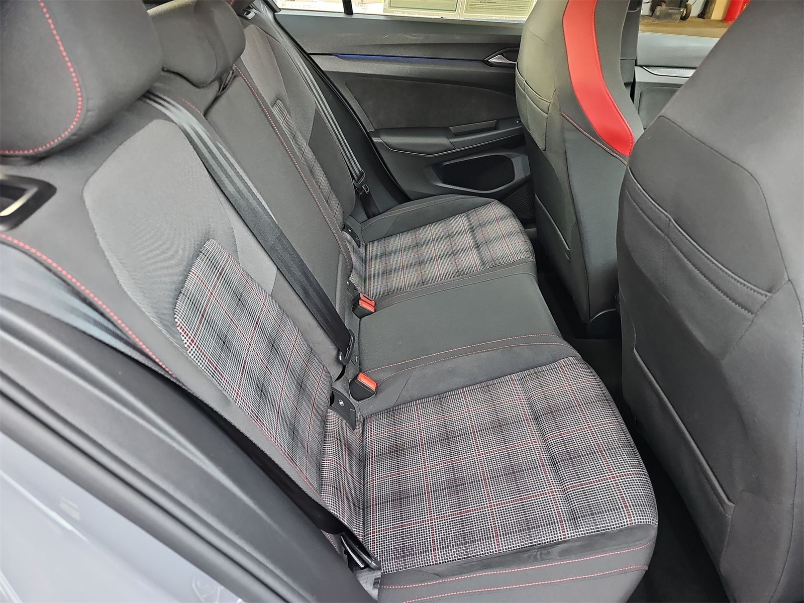 Thumbnail: 2024 Volkswagen Golf - 17