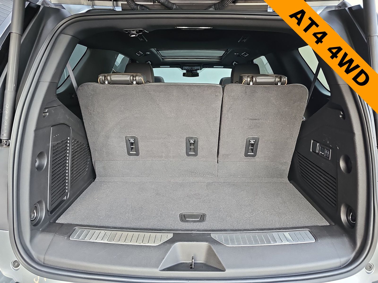 Thumbnail: 2024 GMC Yukon - 23