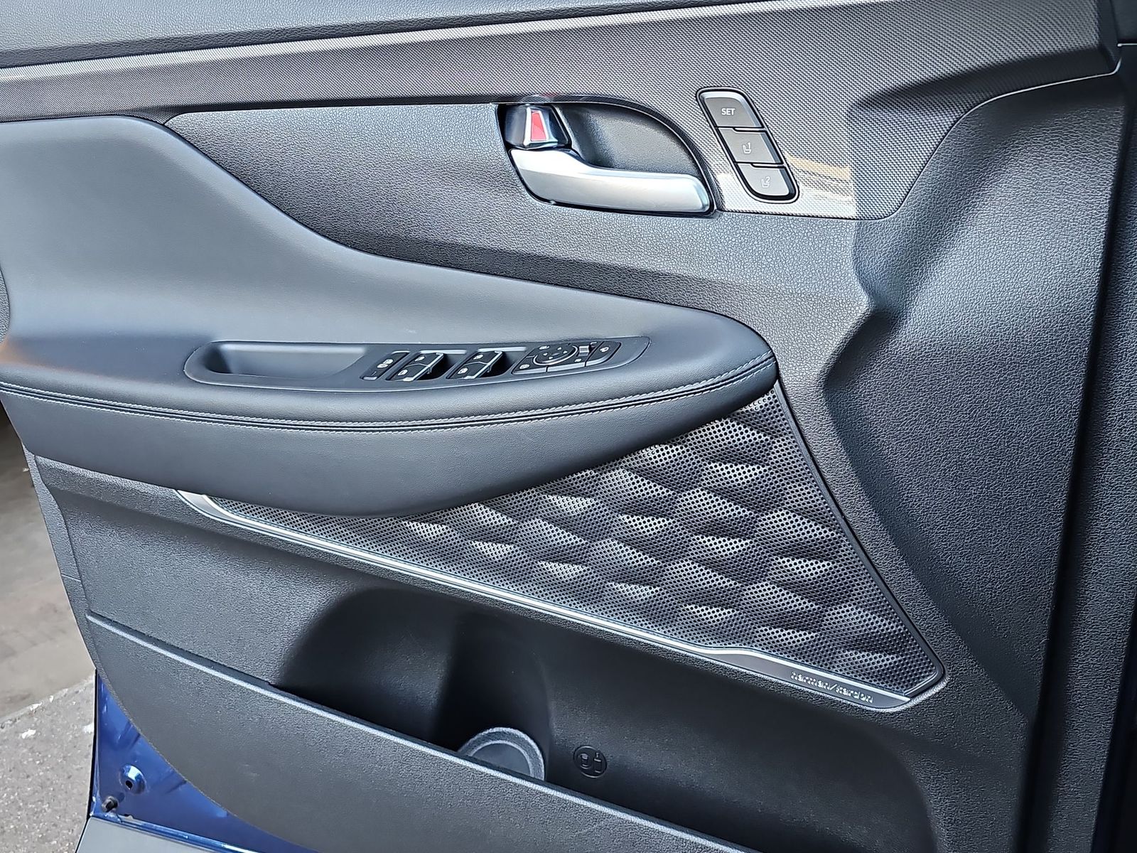 Thumbnail: 2023 Hyundai Santa Fe - 27