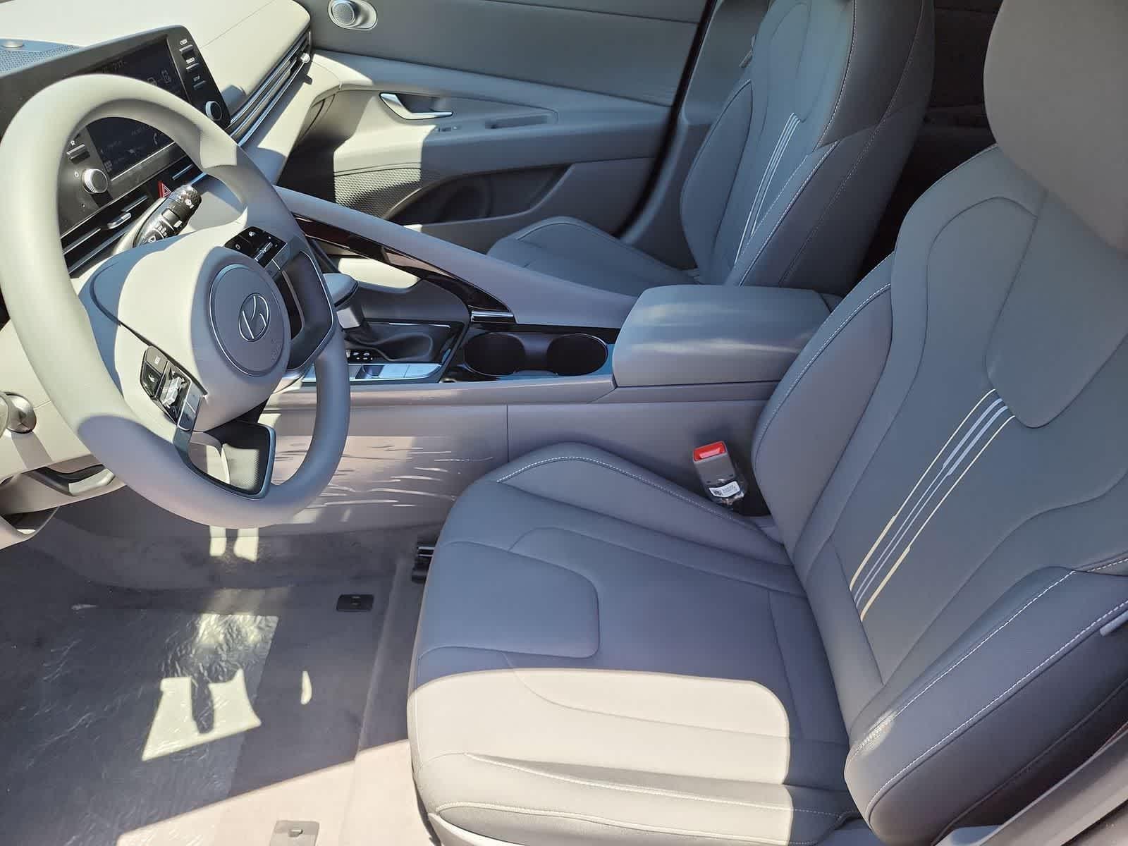 Thumbnail: 2026 Hyundai Elantra - 15
