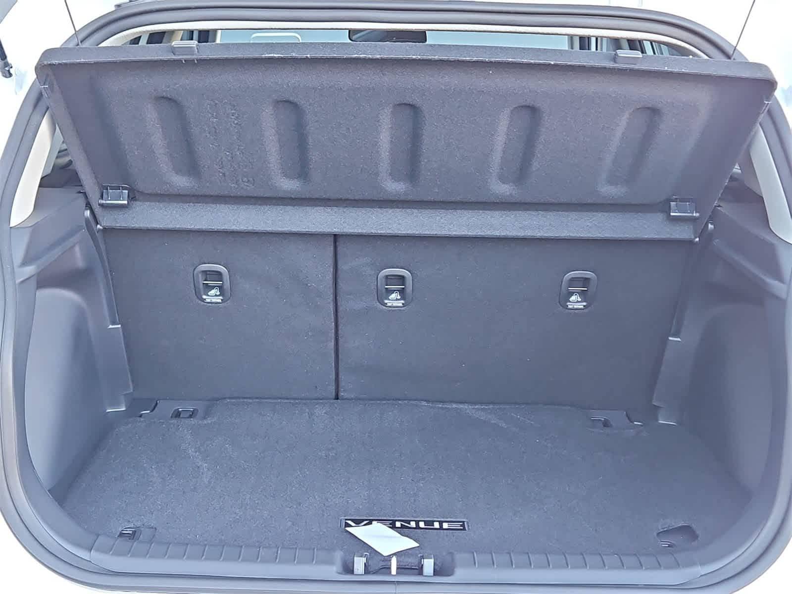 Thumbnail: 2026 Hyundai Venue - 23