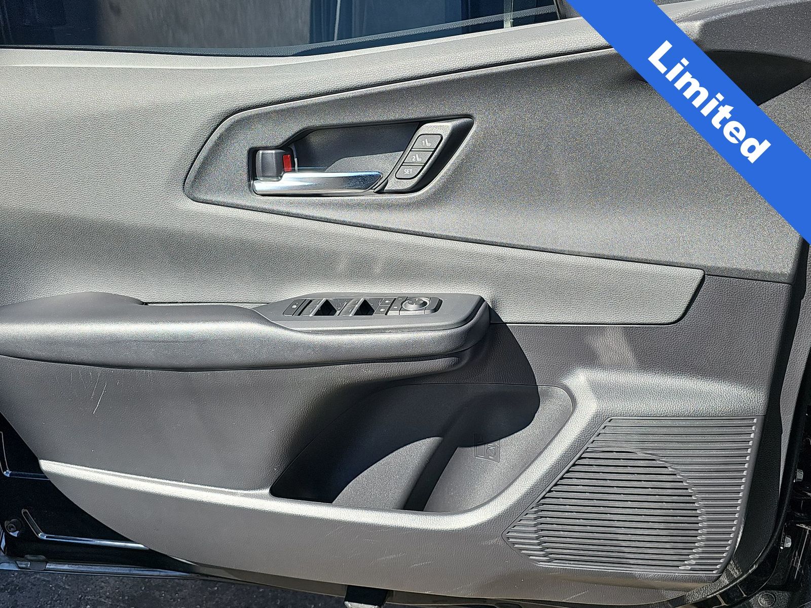Thumbnail: 2023 Toyota Prius - 26