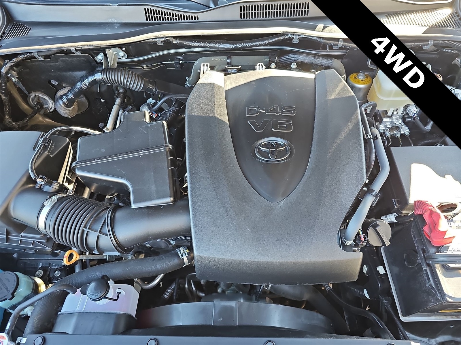 Thumbnail: 2018 Toyota Tacoma - 13