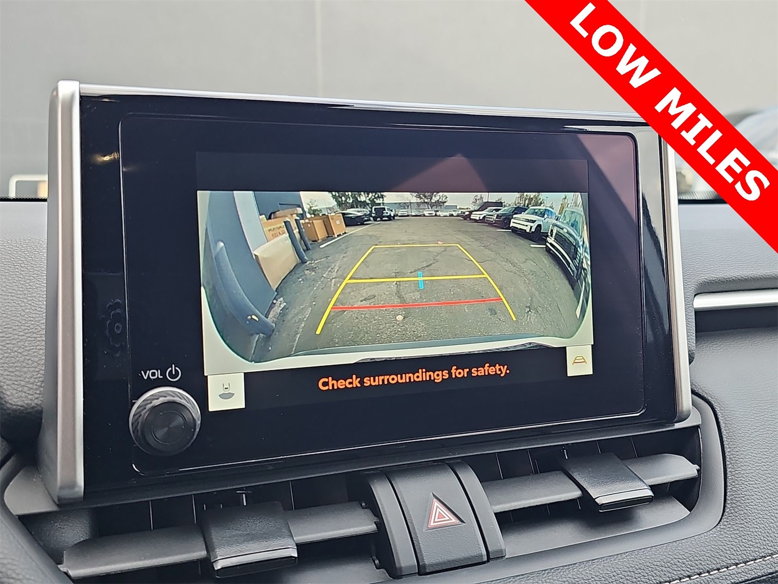 Thumbnail: 2024 Toyota RAV4 - 25