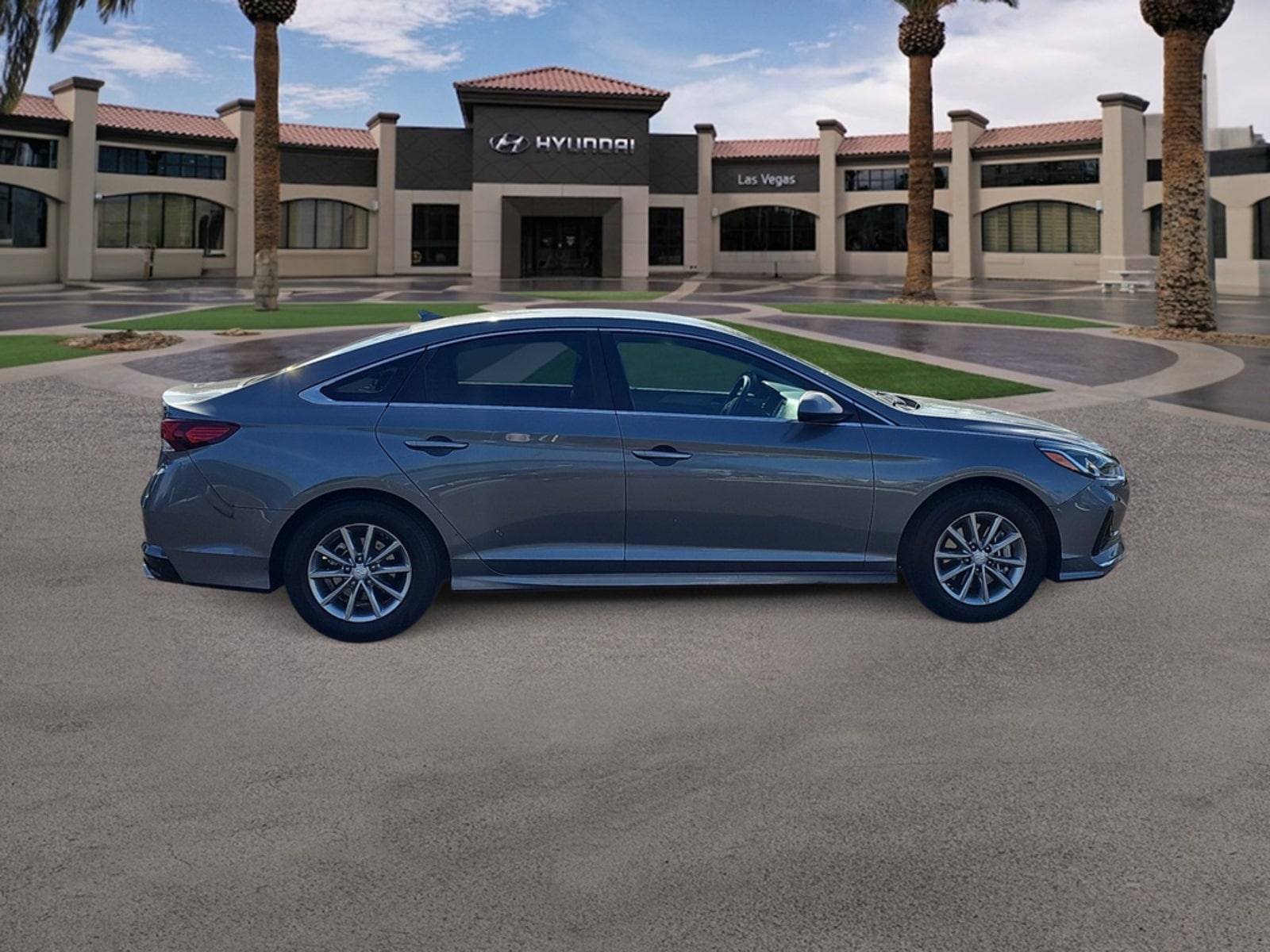 Thumbnail: 2019 Hyundai Sonata - 10