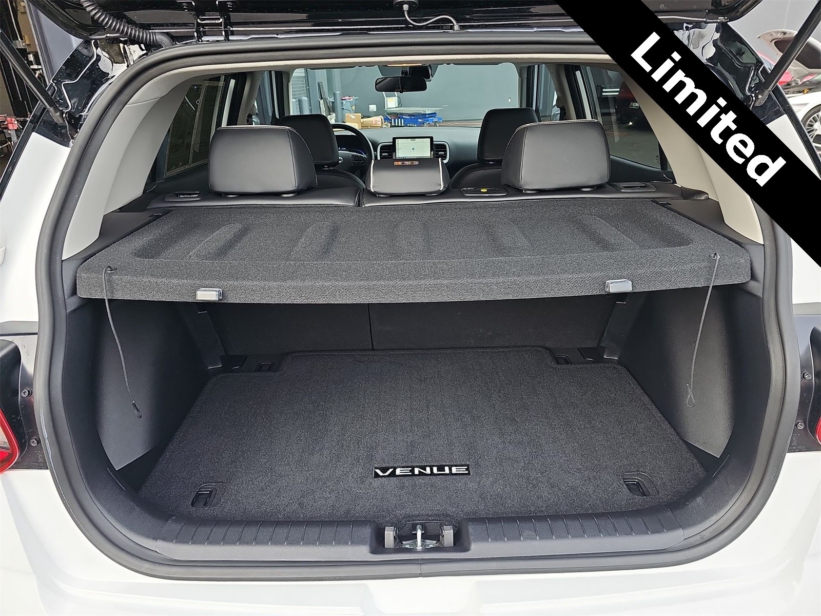 Thumbnail: 2024 Hyundai Venue - 23