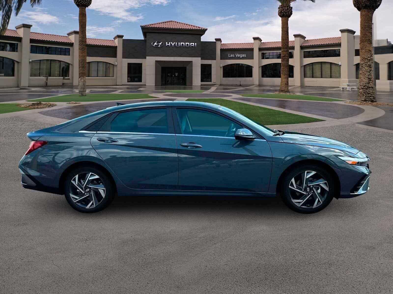 Thumbnail: 2025 Hyundai Elantra - 9