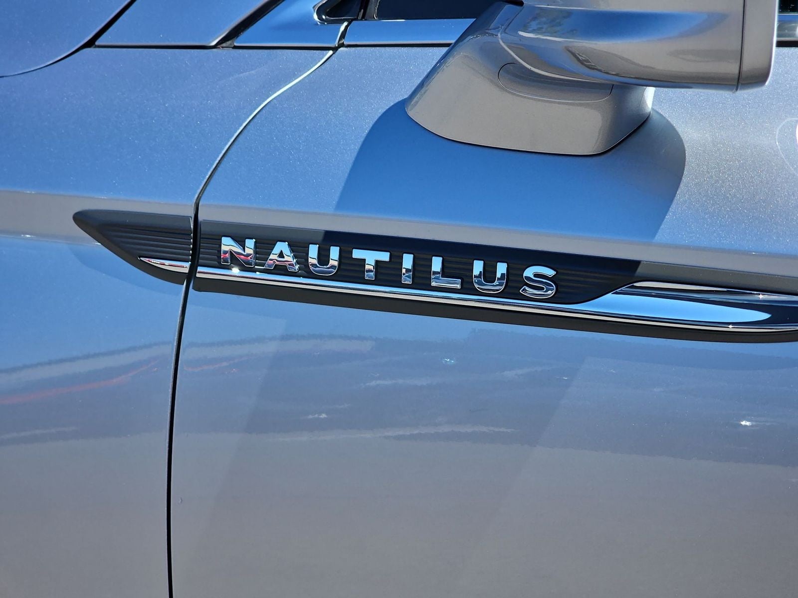Thumbnail: 2020 Lincoln Nautilus - 12
