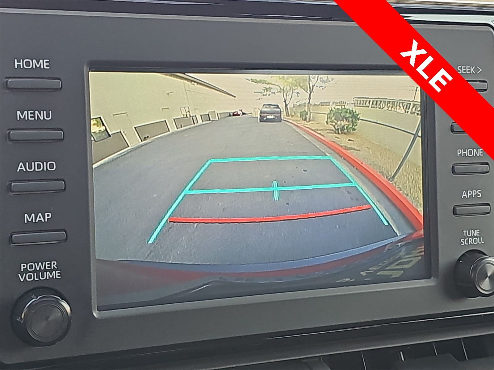 Thumbnail: 2019 Toyota RAV4 - 26