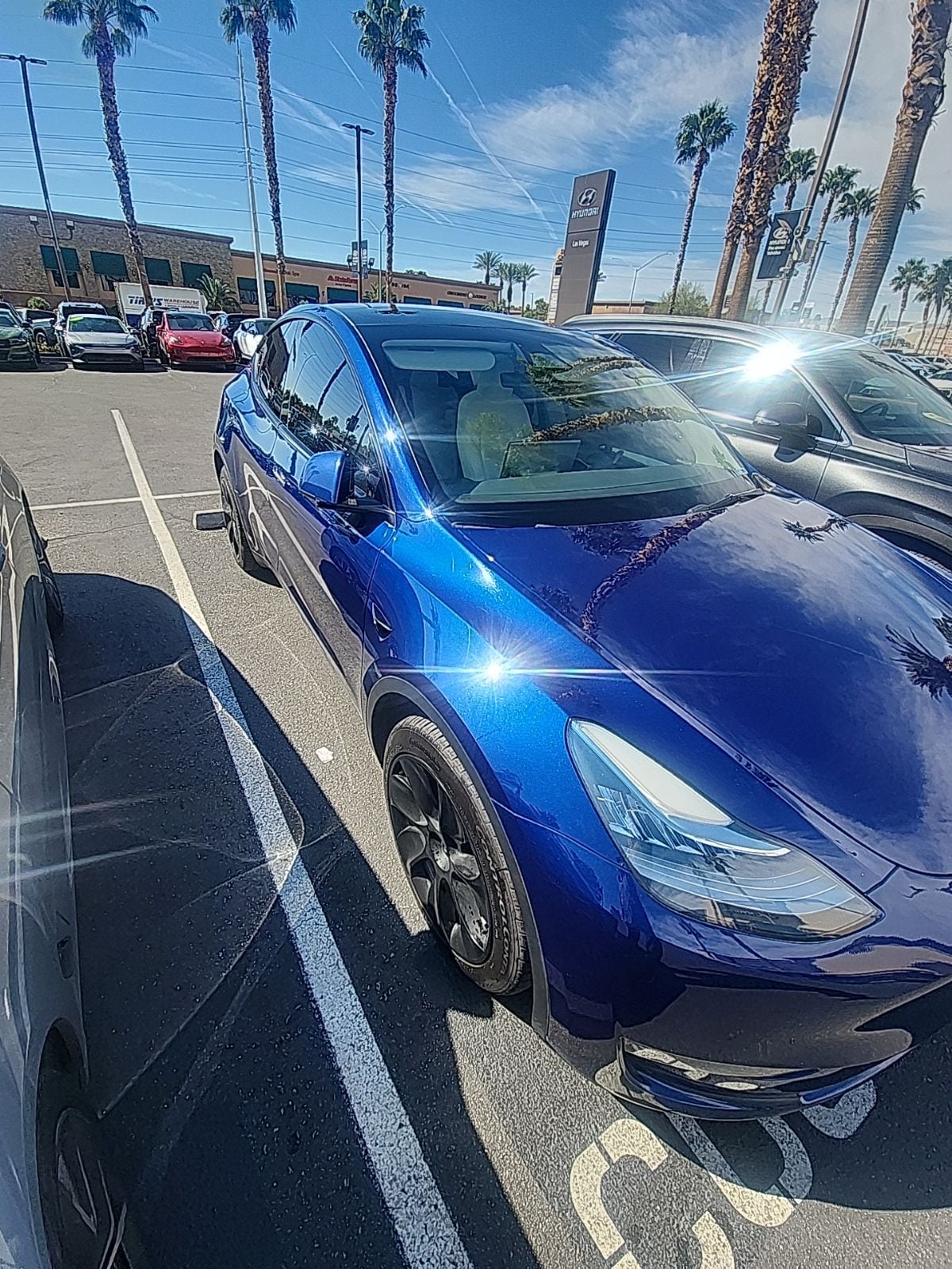 Thumbnail: 2023 Tesla Model Y - 3