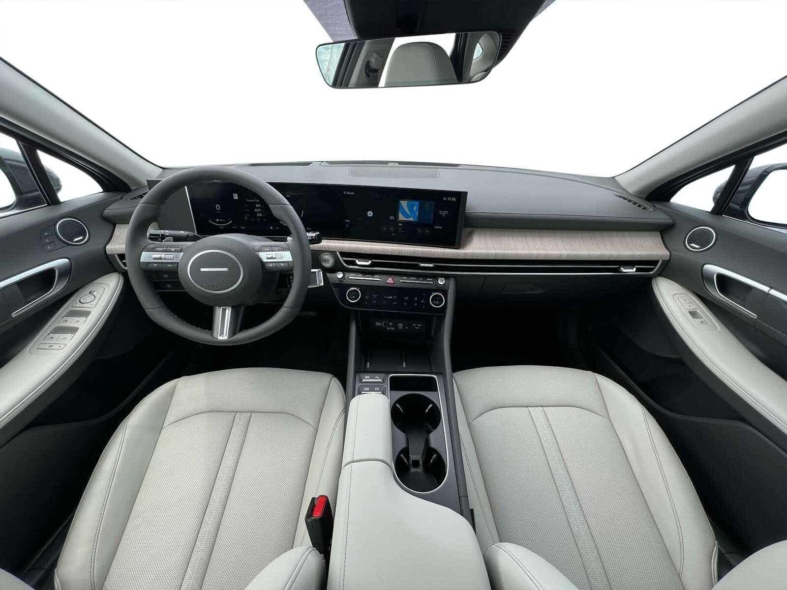 Thumbnail: 2025 Hyundai Sonata - 13