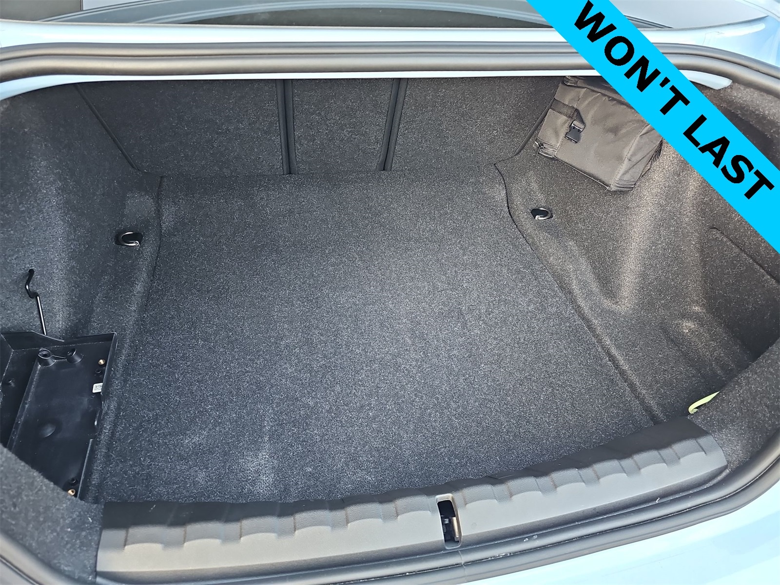 Thumbnail: 2024 BMW M2 - 22