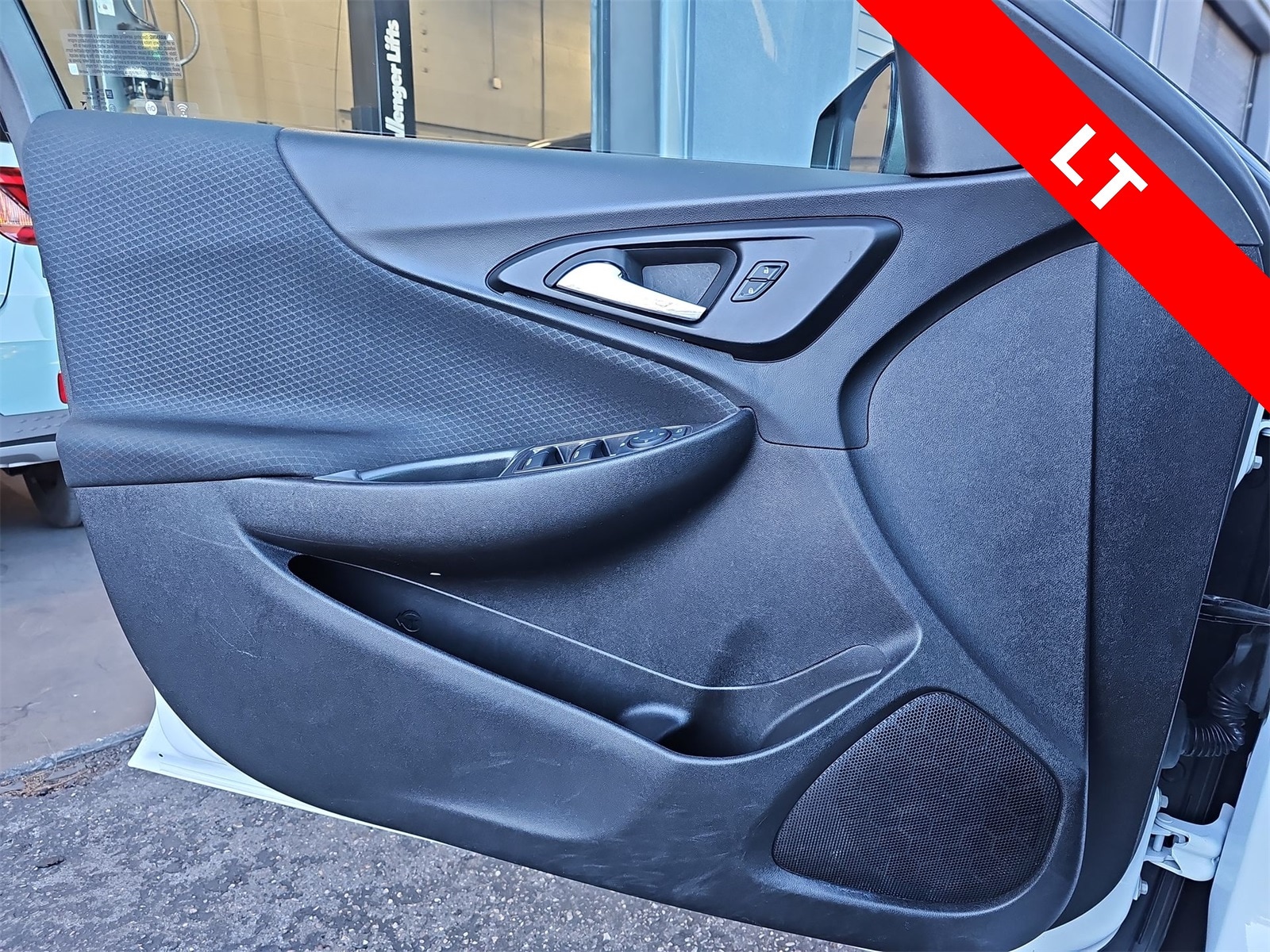 Thumbnail: 2024 Chevrolet Malibu - 28