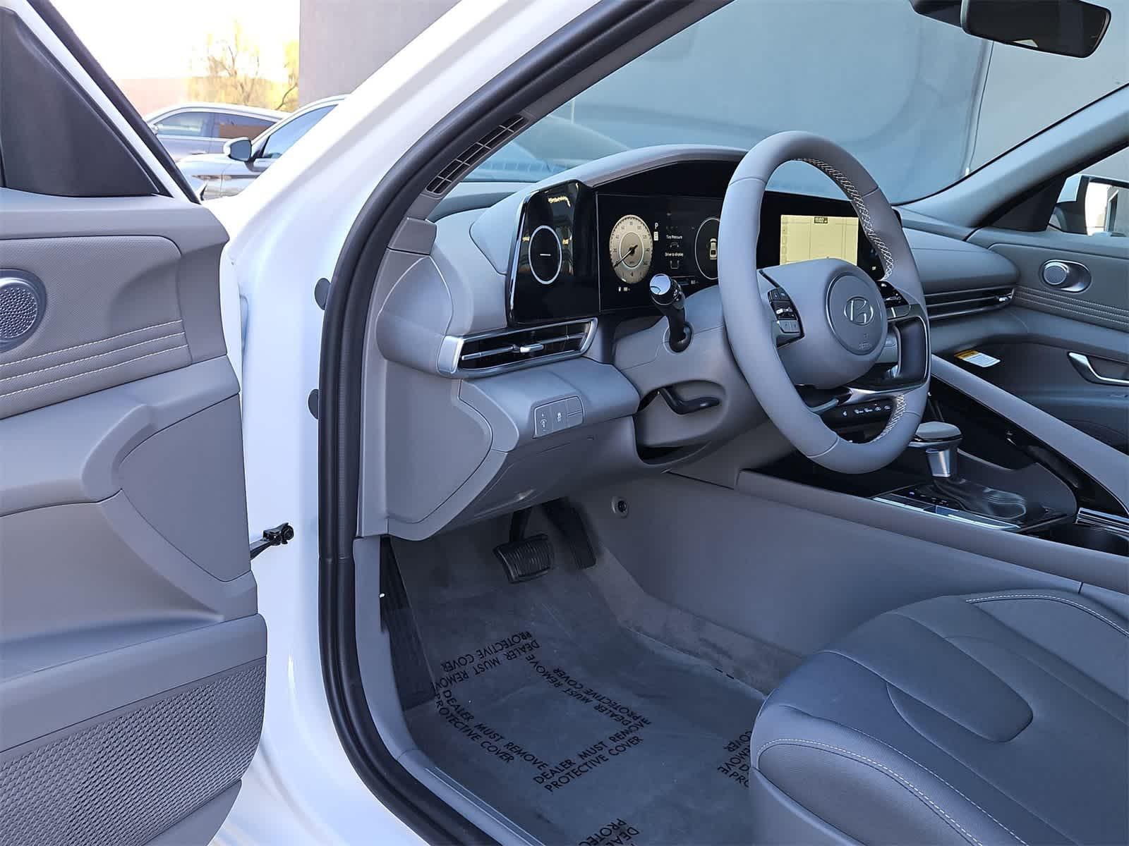 Thumbnail: 2025 Hyundai Elantra - 10