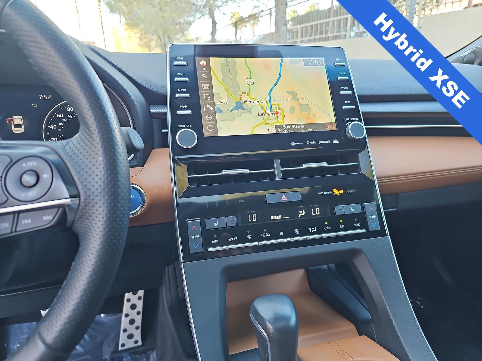 Thumbnail: 2021 Toyota Avalon - 20