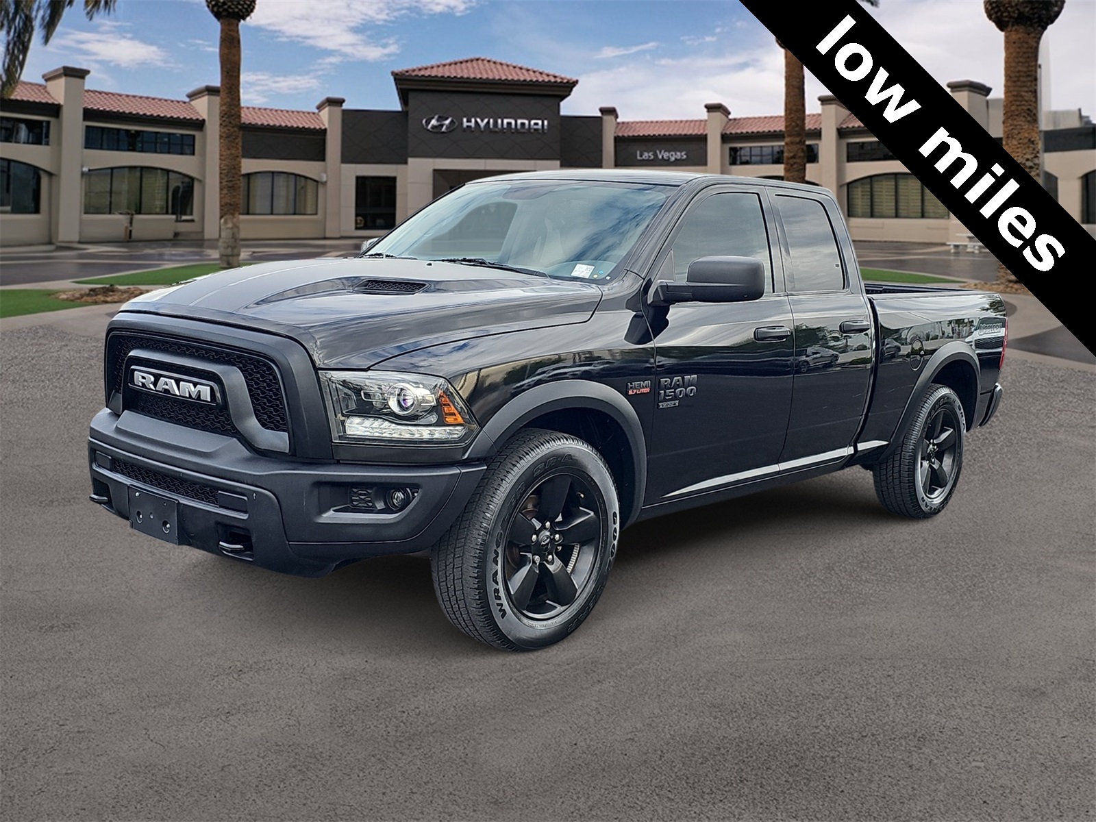 Thumbnail: 2020 RAM 1500 Classic - 4