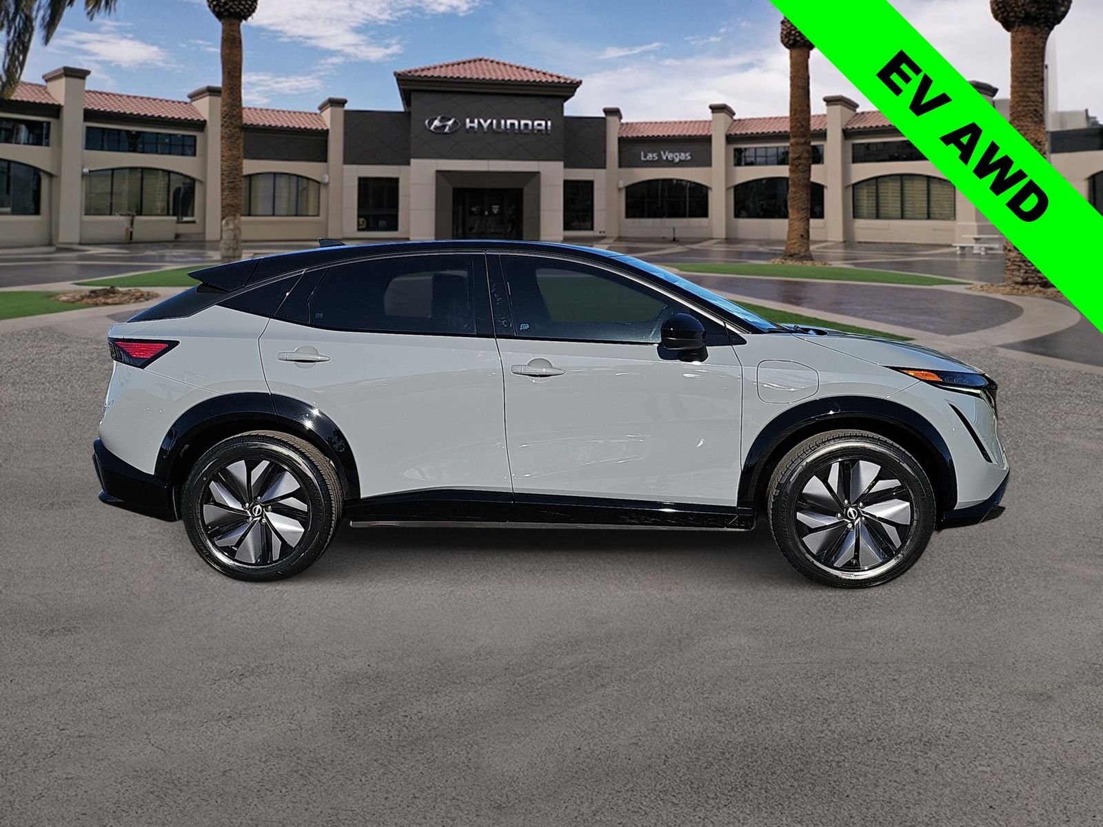 Thumbnail: 2023 Nissan Ariya - 9