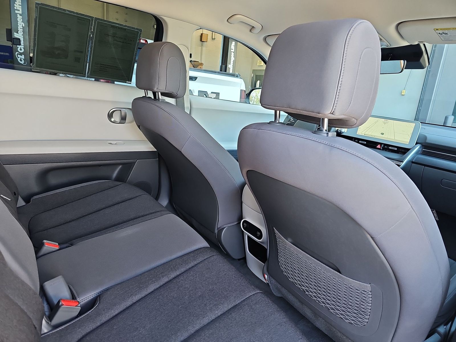 Thumbnail: 2024 Hyundai Ioniq 5 - 16