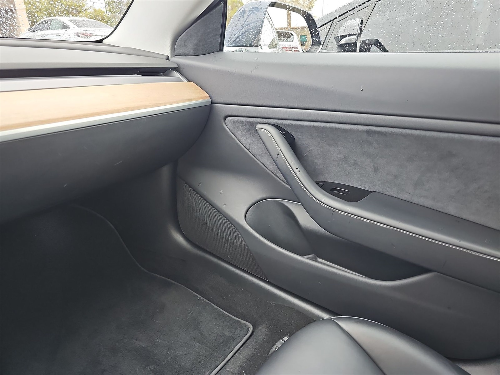 Thumbnail: 2018 Tesla Model 3 - 26