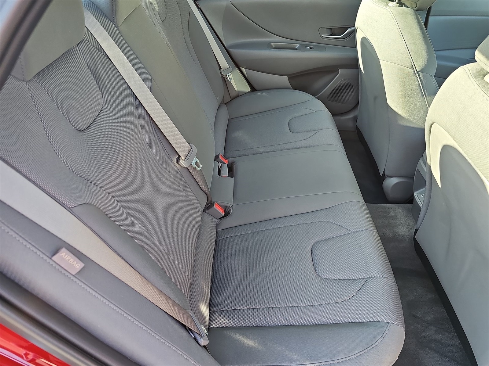 Thumbnail: 2024 Hyundai Elantra - 17