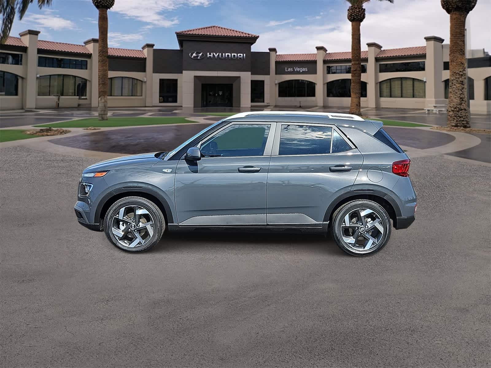 Thumbnail: 2025 Hyundai Venue - 5