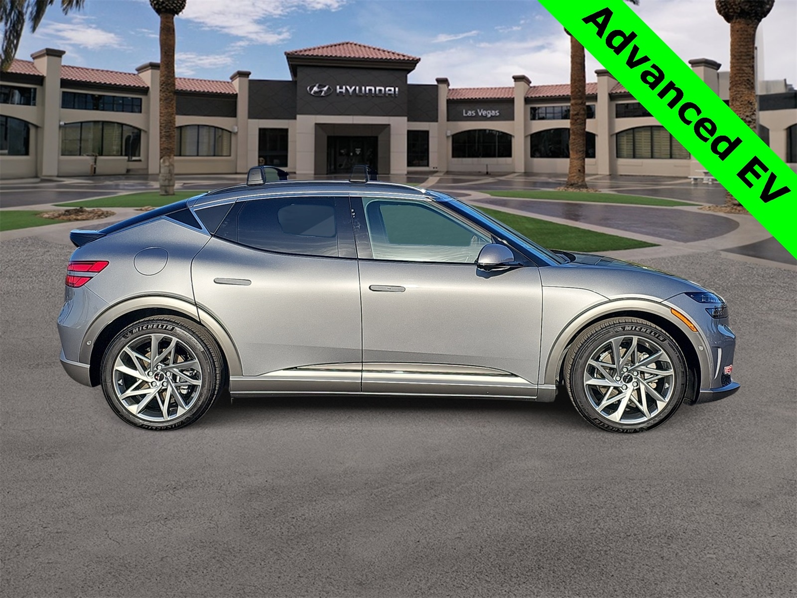 Thumbnail: 2025 Genesis GV60 - 9