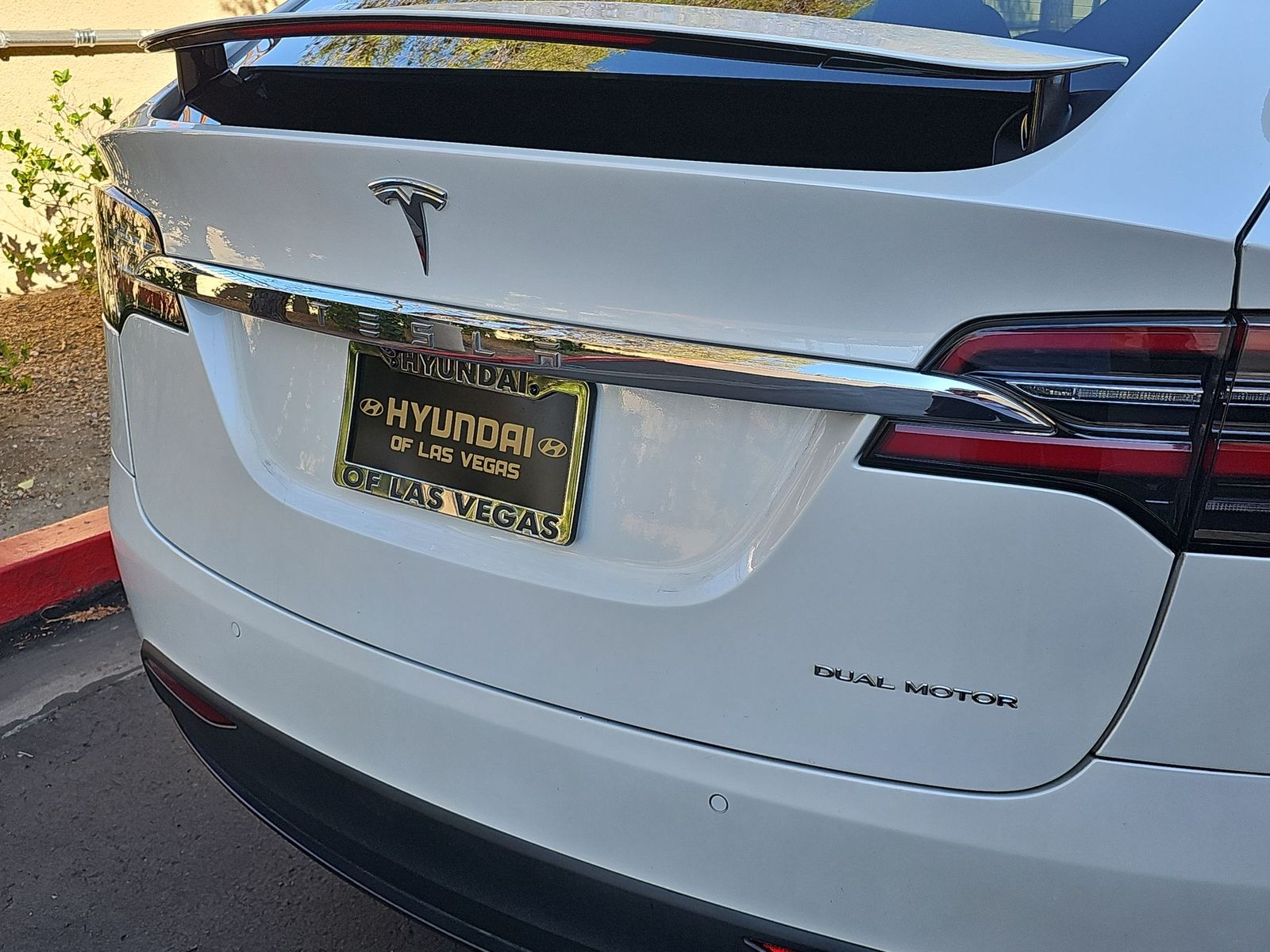 Thumbnail: 2020 Tesla Model X - 11