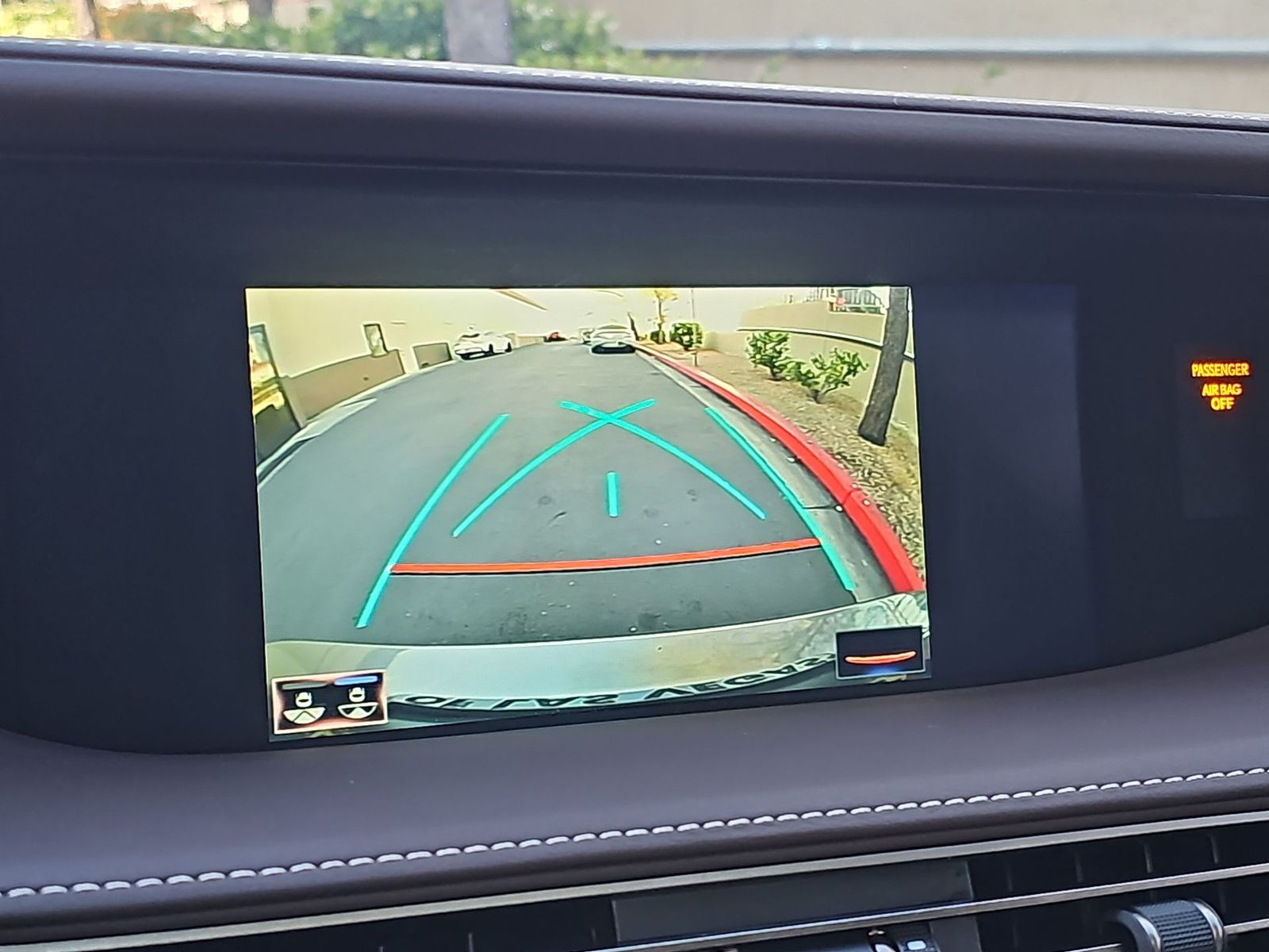 Thumbnail: 2019 Lexus LS - 26