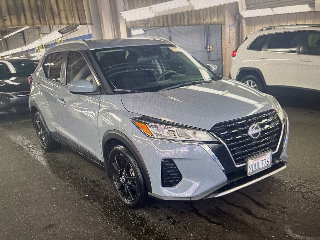 Used 2023 Nissan Kicks SV SUV