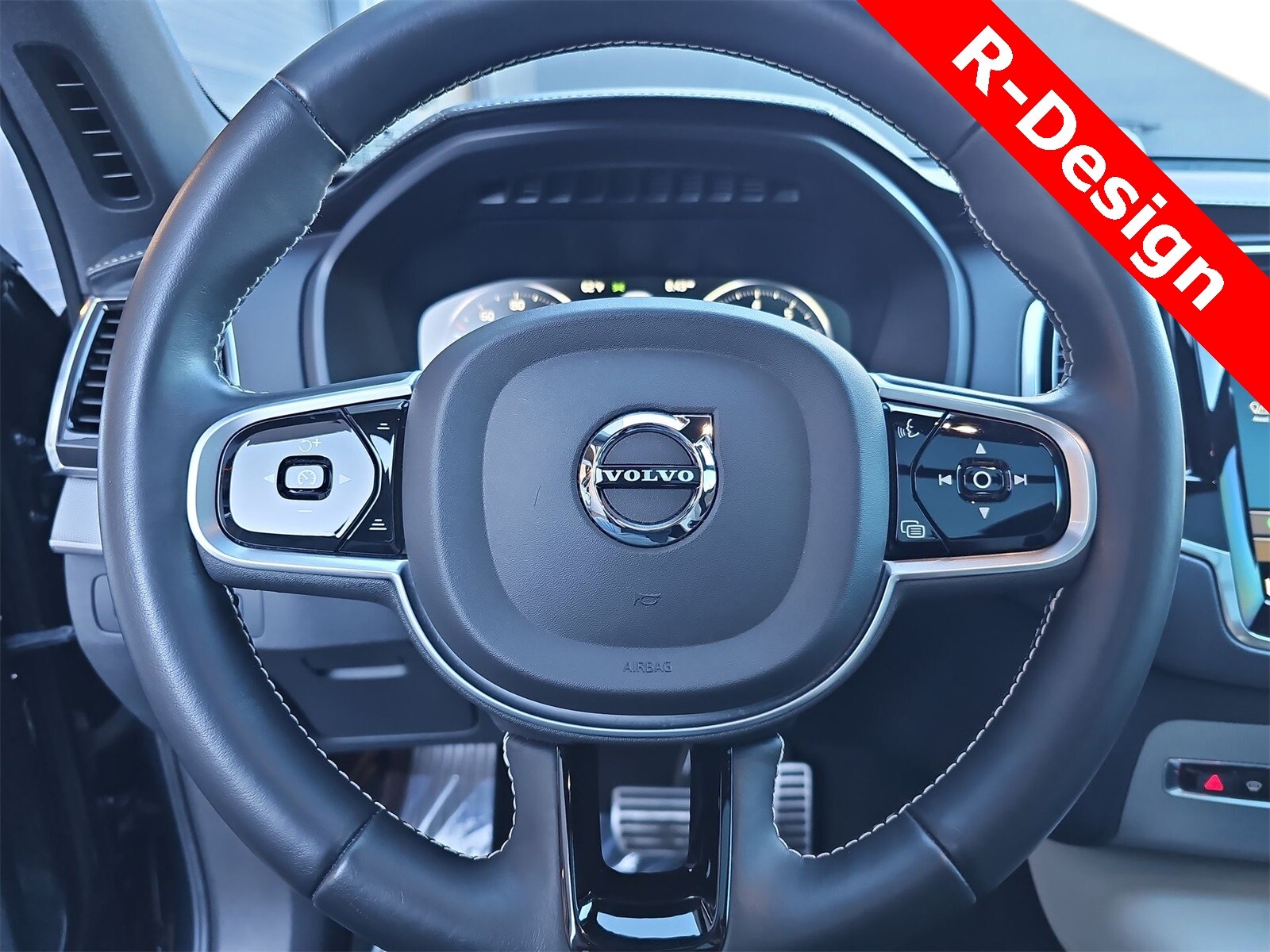 Thumbnail: 2021 Volvo XC90 - 18