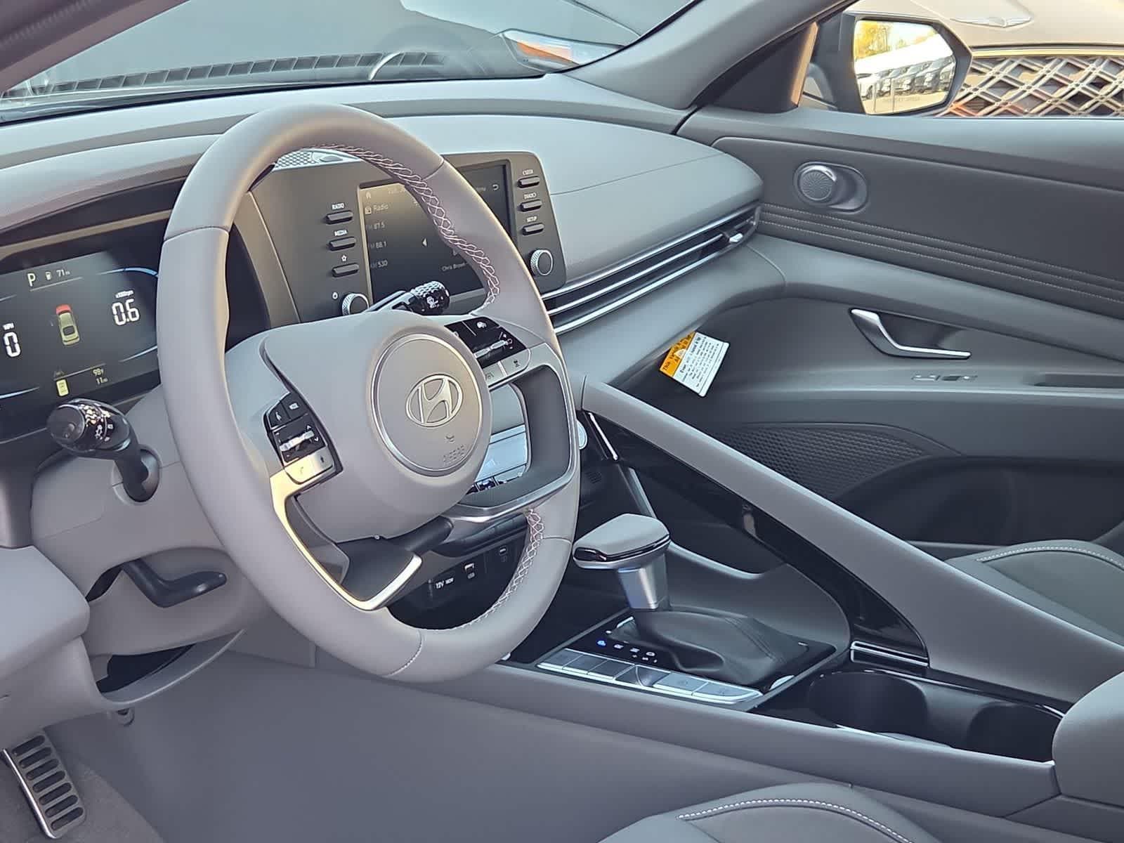 Thumbnail: 2026 Hyundai Elantra - 10