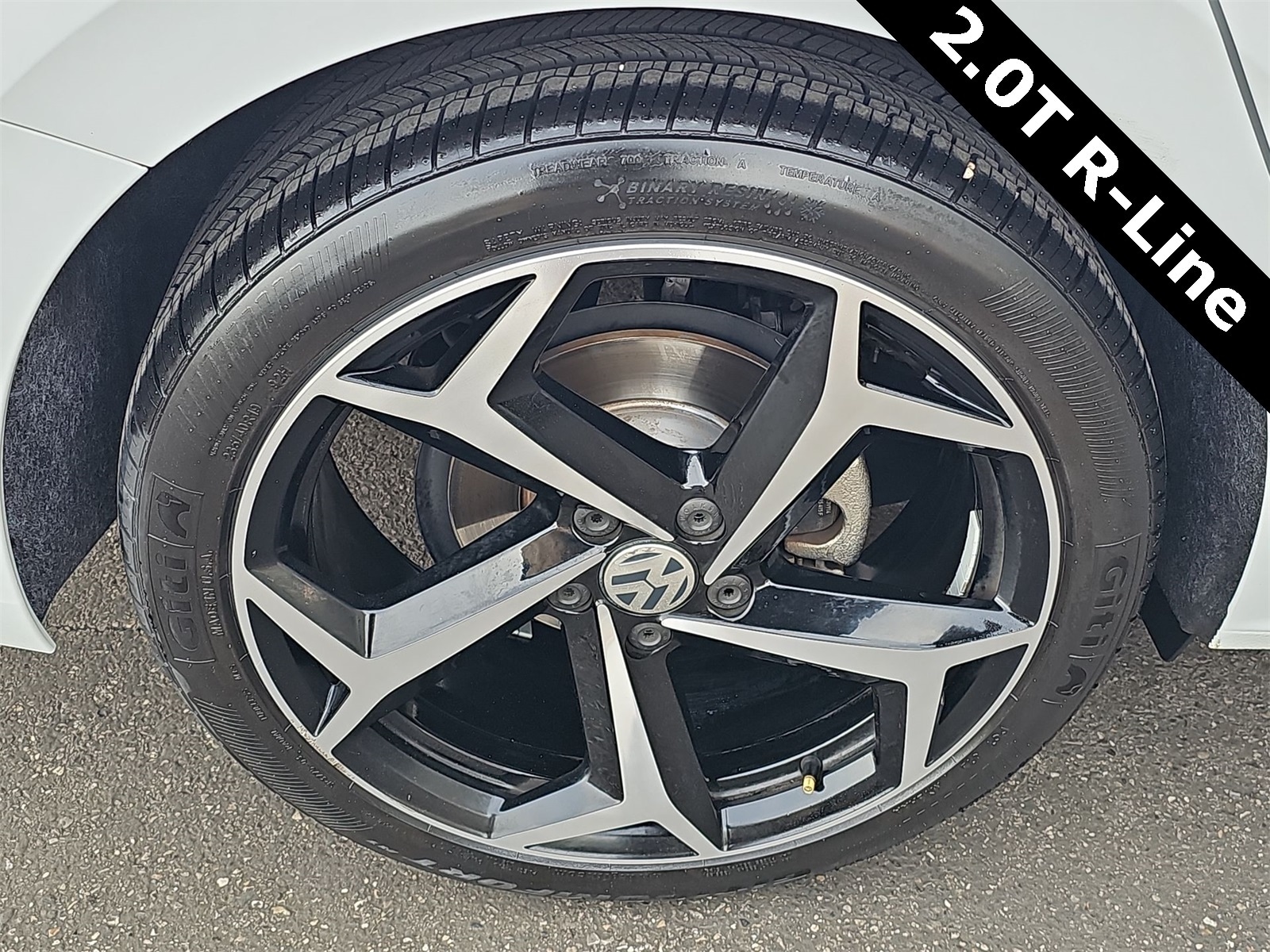 Thumbnail: 2021 Volkswagen Passat - 12